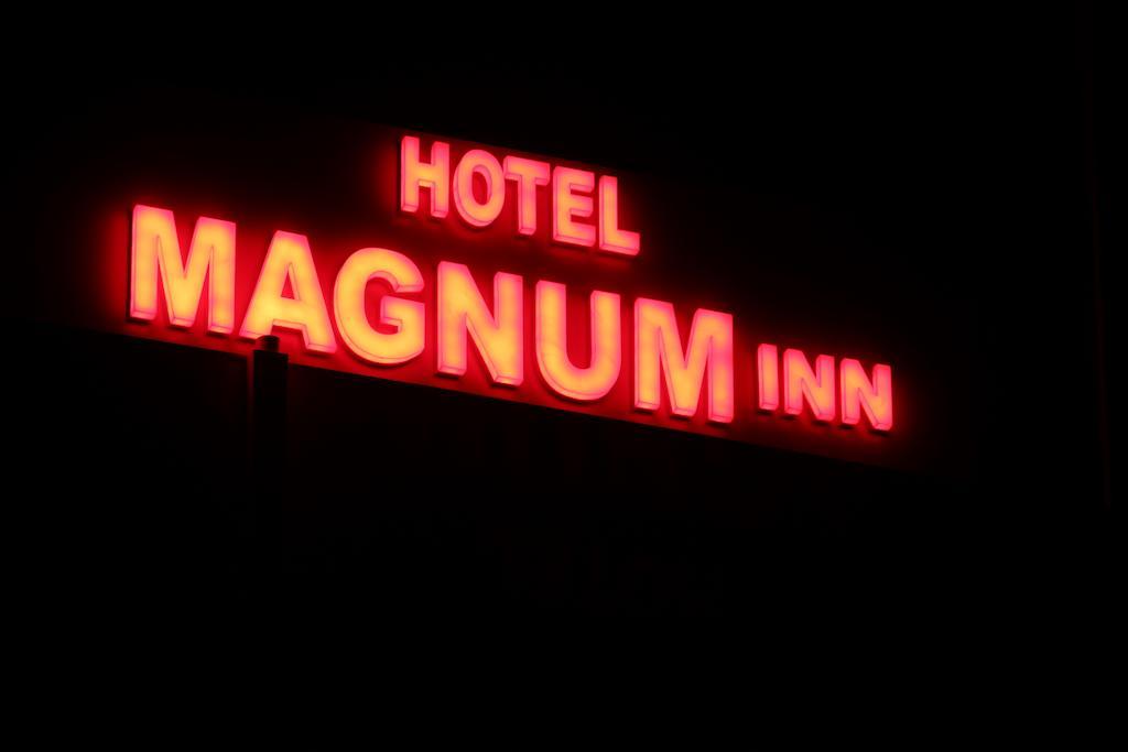 Hotel Magnum Inn Junagadh Eksteriør billede