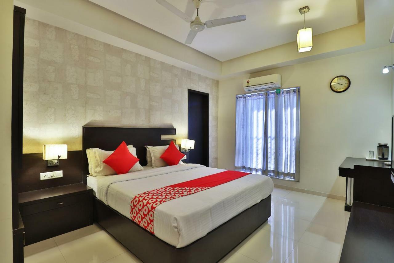 Hotel Magnum Inn Junagadh Eksteriør billede